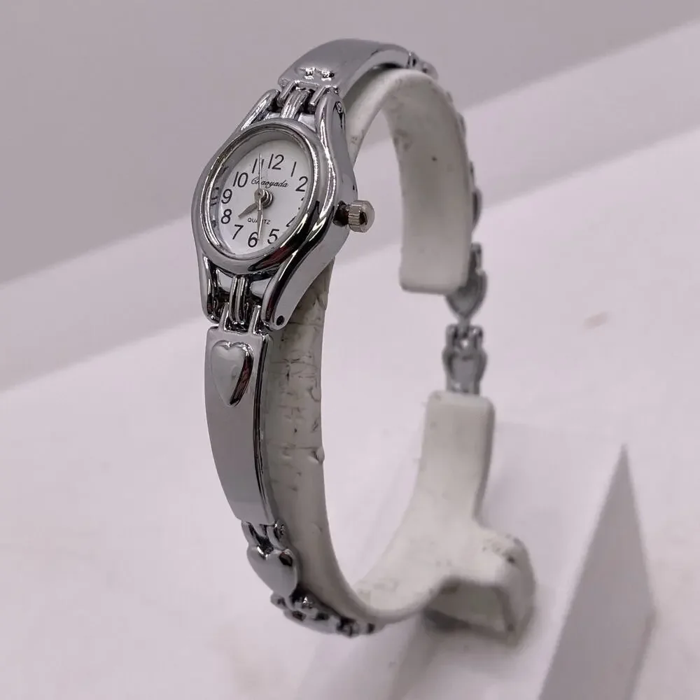 Silver Womens Heart Shaped Silver Fashion Watch Works New Battery
